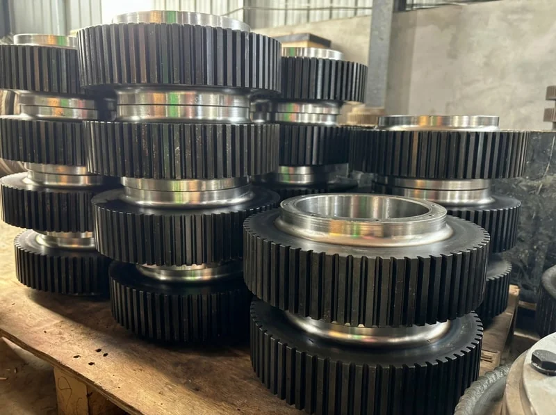 Roller assembly pellet mill wear part